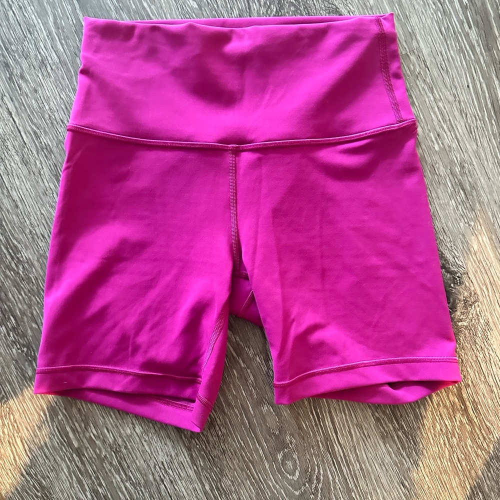 Lululemon Athletica Bike Shorts. Size 6 with 6 inch inseam